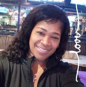 Meet your Posher, Selena